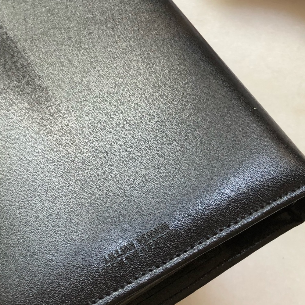LILLIAN VERNON VINTAGE LEATHER PLANNER - Picture 13 of 14
